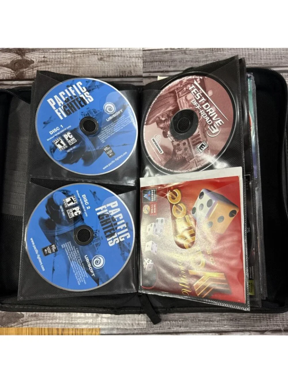 lot of pc computer games And More cd rom 64 Disks